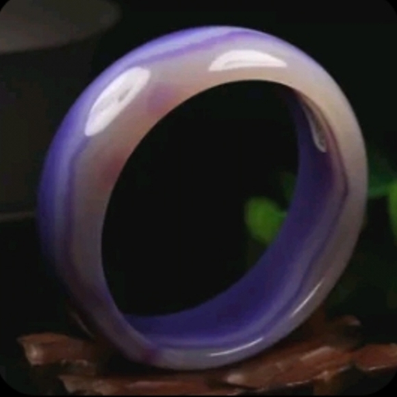 Wide Purple Lavendar Banded Agate Chalcedony Stone Bangle - 58.5mm - Picture 9 of 10